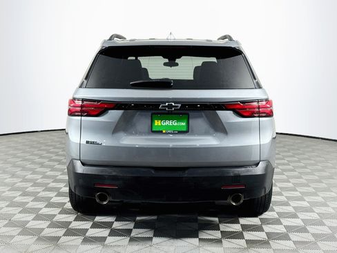 Used 2024 Chevrolet Traverse LS w/ Midnight/Sport Edition FWD image 7