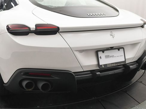 Certified 2024 Ferrari Roma image 21