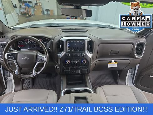 Used 2021 Chevrolet Silverado 1500 LT Trail Boss w/ Convenience Package II AWD/4WD image 15
