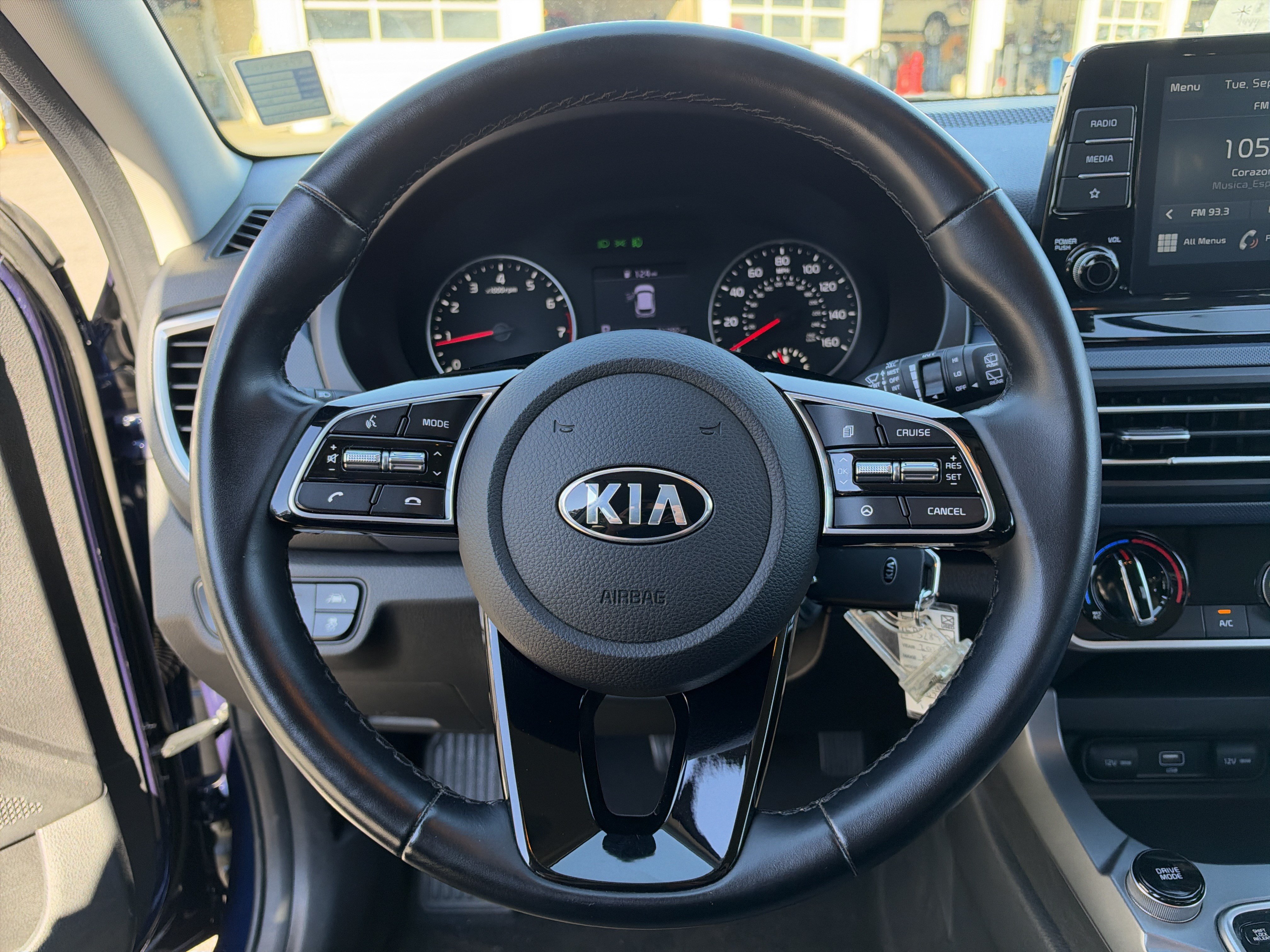 Used 2021 Kia Seltos S FWD image 28