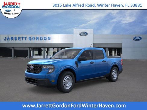 New 2025 Ford Maverick XL image 1