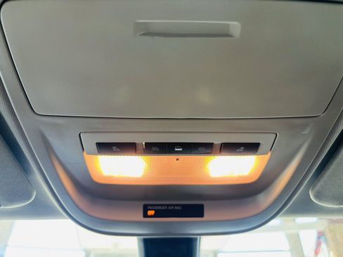 Used 2019 Chevrolet Colorado Z71 AWD/4WD image 46