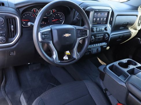 Certified 2022 Chevrolet Silverado 2500 LT image 11