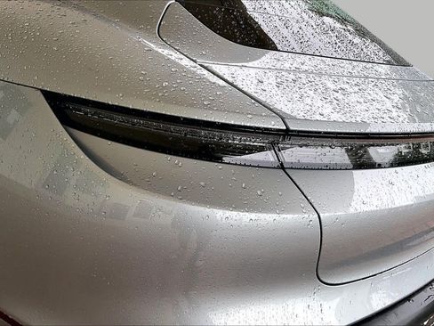 Used 2023 Porsche Taycan RWD image 25