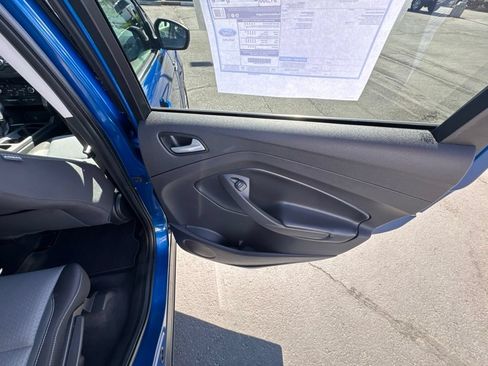 Used 2018 Ford Escape SE AWD/4WD image 25