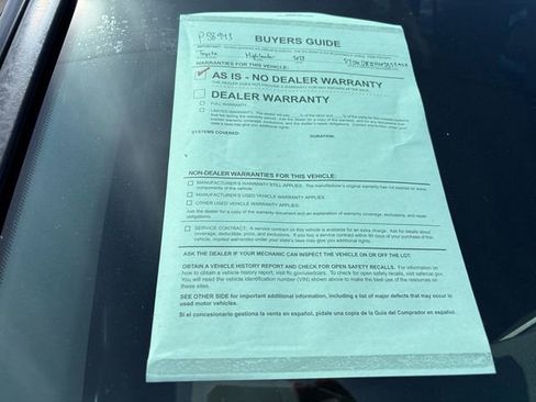 Used 2023 Toyota Highlander LE image 40