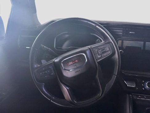 Used 2022 GMC Sierra 1500 AT4 w/ AT4 Premium Package AWD/4WD image 17