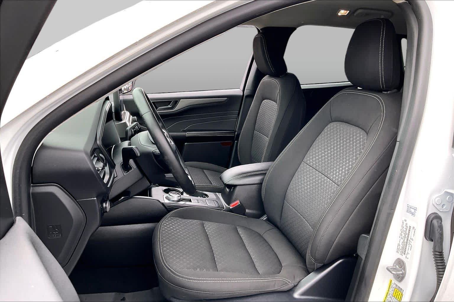 Used 2024 Ford Escape Active FWD image 8