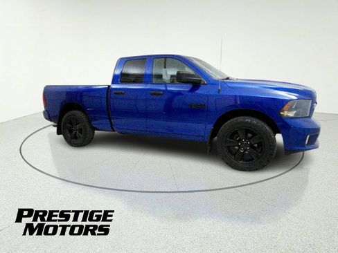 Used 2018 RAM 1500 Express w/ Express Value Package AWD/4WD image 10
