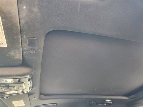 Used 2023 GMC Yukon Denali Ultimate image 26