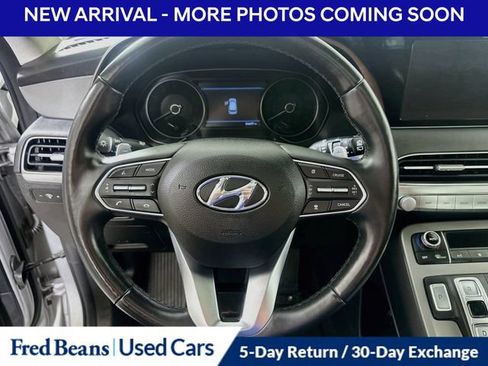 Used 2022 Hyundai Palisade SEL w/ 8P Bench Seat Package AWD/4WD image 16