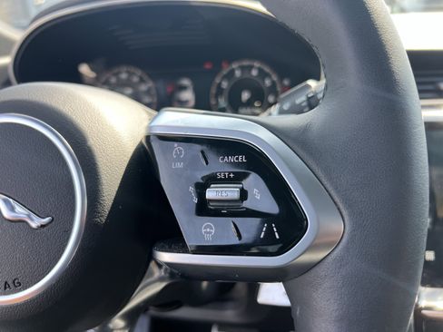 Used 2024 Jaguar E-PACE R-Dynamic SE image 22