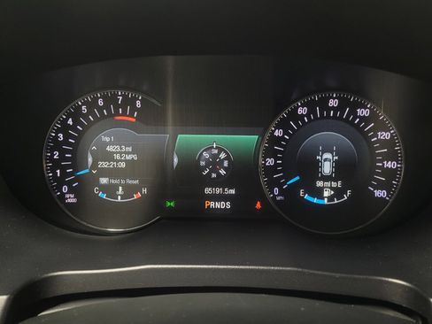 Used 2019 Ford Explorer Platinum AWD/4WD image 22