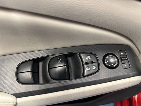 Used 2025 Nissan Altima 2.5 SV image 22