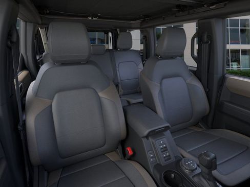 New 2025 Ford Bronco Big Bend image 10
