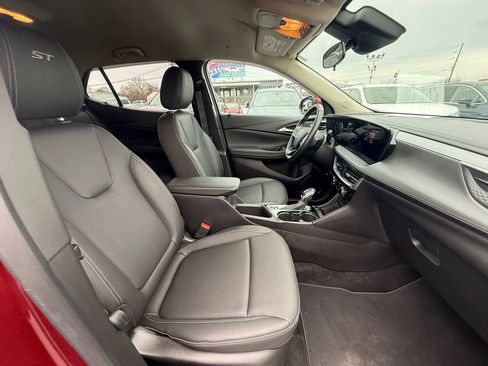 Used 2024 Buick Encore GX Sport Touring w/ Comfort Package image 23