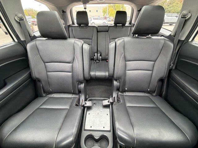 Used 2020 Honda Pilot Elite image 16