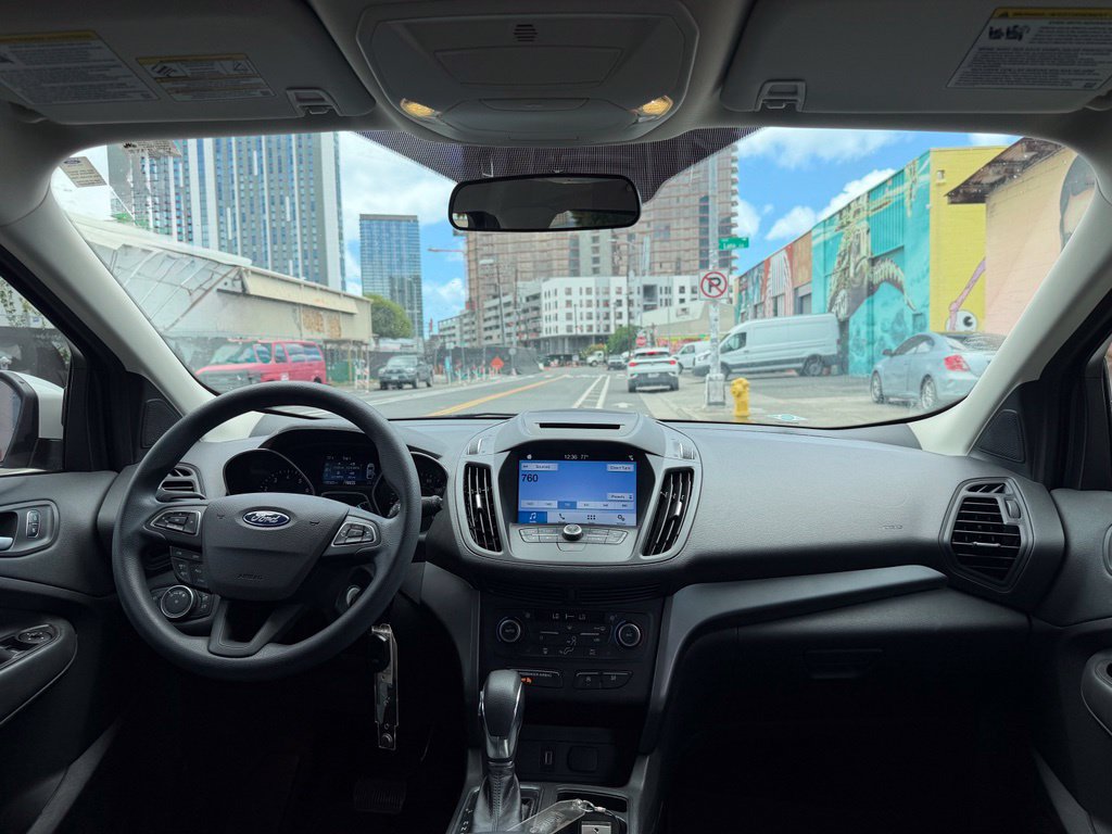 Used 2018 Ford Escape SE w/ SE Sync 3 Package FWD image 16
