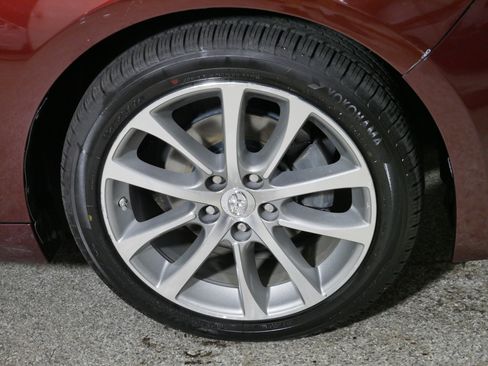 Used 2015 Toyota Avalon XLE Touring FWD image 15