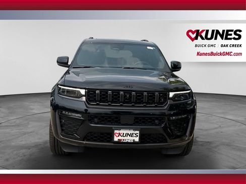 Used 2026 Jeep Grand Cherokee L Summit w/ Obsidian Package AWD/4WD image 3