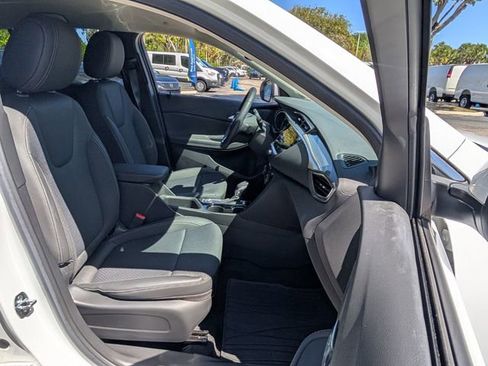 Used 2023 Buick Encore GX Preferred w/ Cold Weather Comfort Package image 18