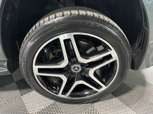 Used 2018 Mercedes-Benz GLS 550 4MATIC image 9
