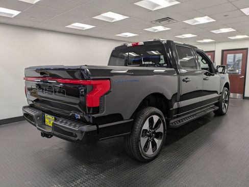 Used 2025 Ford F150 Lightning Platinum image 4