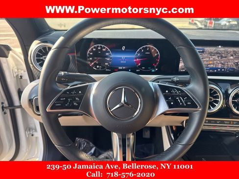 Used 2024 Mercedes-Benz CLA 250 4MATIC w/ Exclusive Package image 33