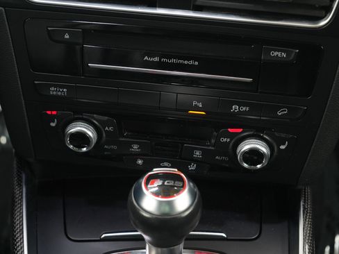 Used 2017 Audi SQ5 Premium Plus w/ Technology Package image 16