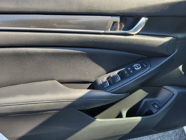 Used 2022 Honda Accord Sport image 19