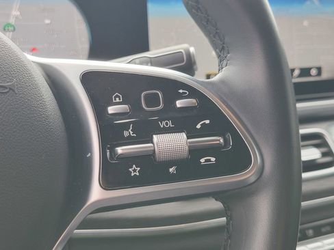 Used 2022 Mercedes-Benz GLE 350 w/ Premium Package image 21