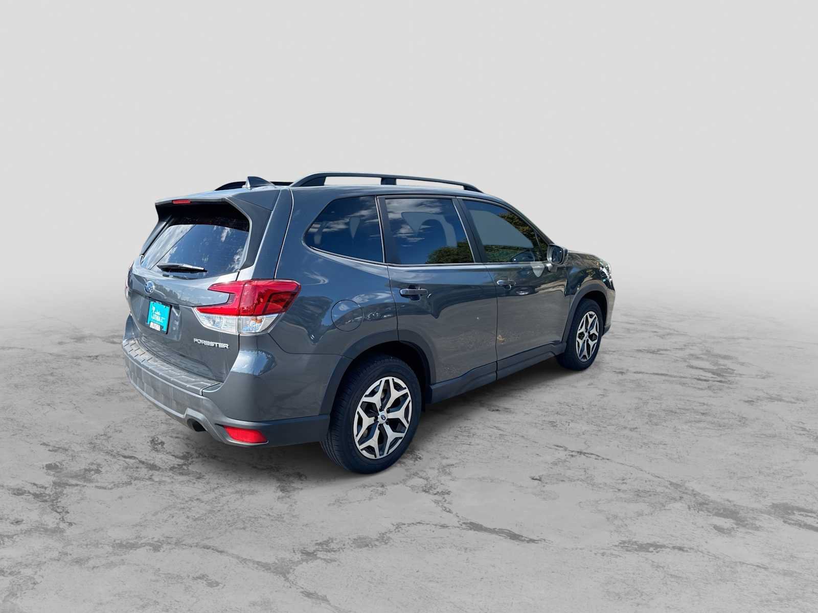 Used 2020 Subaru Forester Premium AWD/4WD image 8