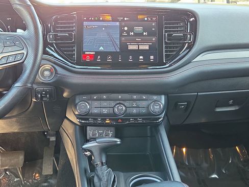 Used 2024 Dodge Durango GT image 29