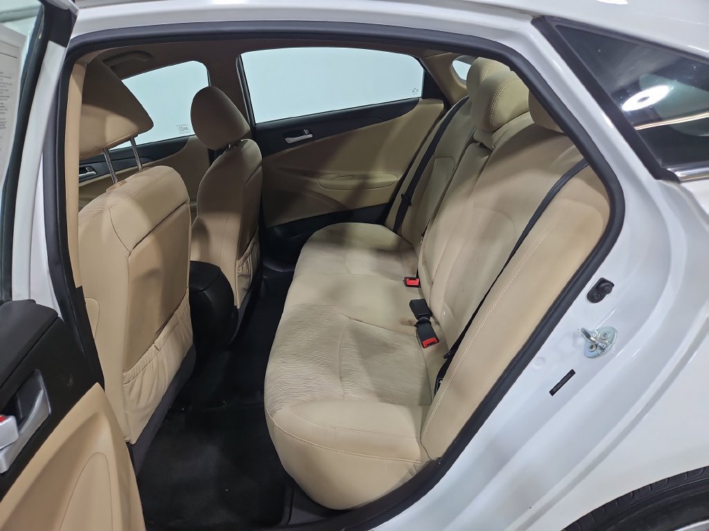 Used 2012 Hyundai Sonata GLS FWD image 23