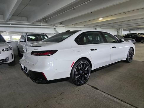 New 2026 BMW 760i xDrive w/ Executive Package AWD/4WD image 4