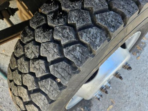 Used 2000 Ford F450 4x4 Regular Cab Super Duty image 12