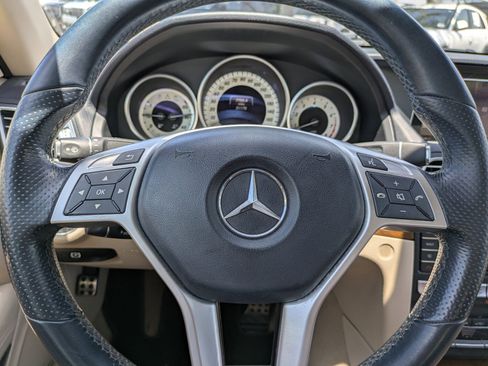 Used 2017 Mercedes-Benz E 400 Cabriolet image 24