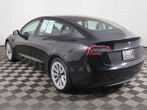 Used 2023 Tesla Model 3 Standard Range image 10