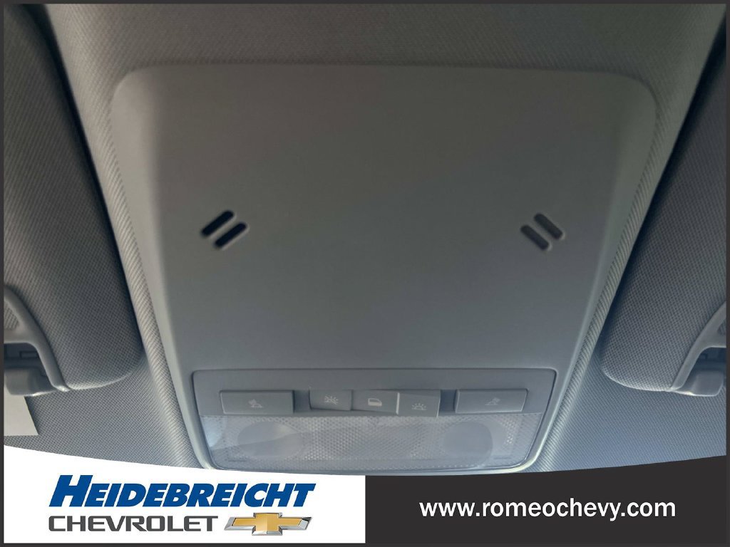 Used 2019 Chevrolet Trax LT w/ LT Convenience Package AWD/4WD image 27