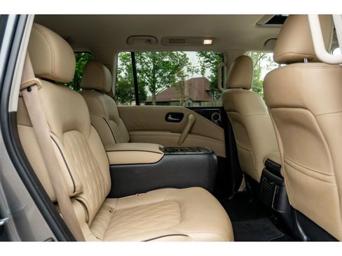 Used 2024 Nissan Armada Platinum w/ Captain's Chairs Package AWD/4WD image 20