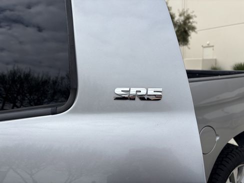 Used 2017 Toyota Tundra SR5 image 12