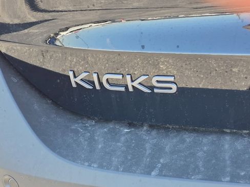 New 2026 Nissan Kicks SV w/ Charging Package FWD image 17