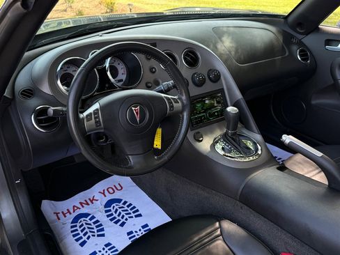 Used 2007 Pontiac Solstice Convertible w/ Premium Package image 34