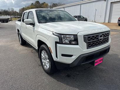 Used 2023 Nissan Frontier SV w/ Technology Package