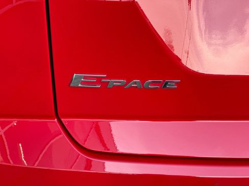Used 2018 Jaguar E-PACE First Edition image 26