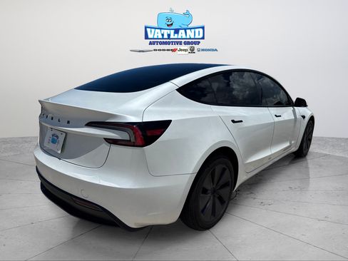 Used 2025 Tesla Model 3 Long Range RWD image 27