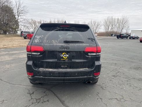 Used 2018 Jeep Grand Cherokee Altitude image 4