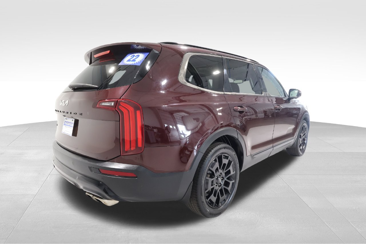 Used 2022 Kia Telluride SX w/ Nightfall Edition Package AWD/4WD image 3