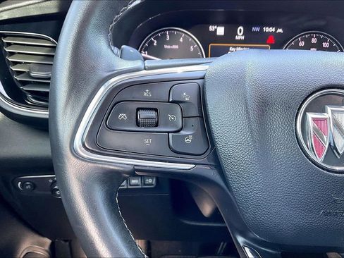 Used 2023 Buick Envision Avenir image 10