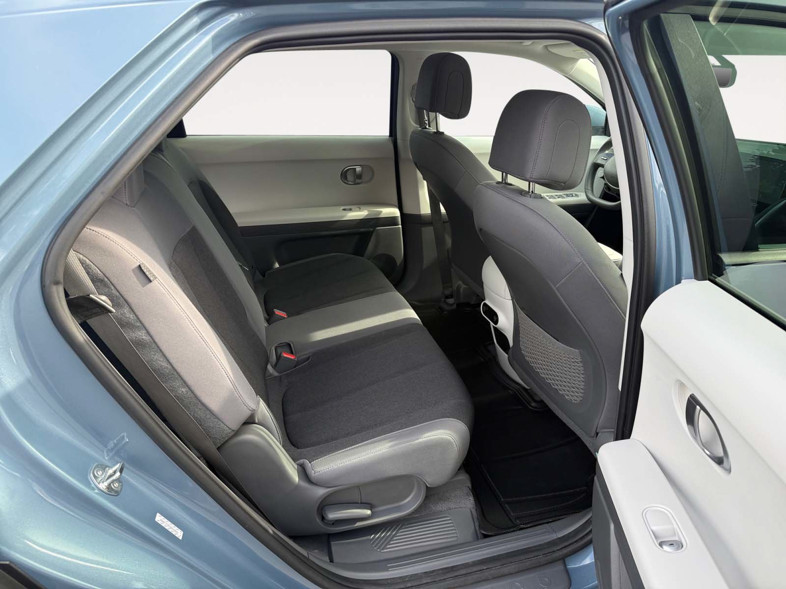 Certified 2024 Hyundai Ioniq 5 SEL RWD image 18